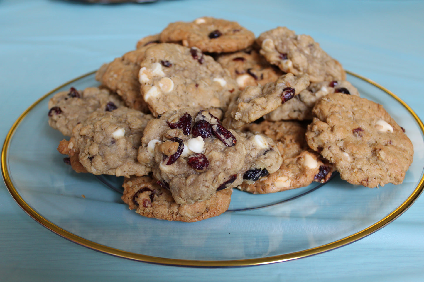 Oatmeal White Chocolate Crasin Cookies (12 Pack)